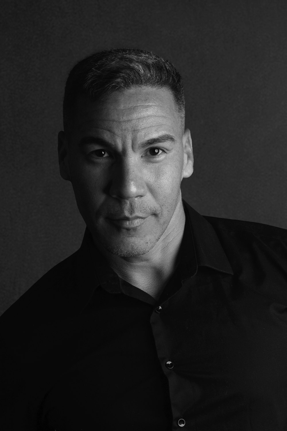 Retrato del fotógrafo Yoilán García